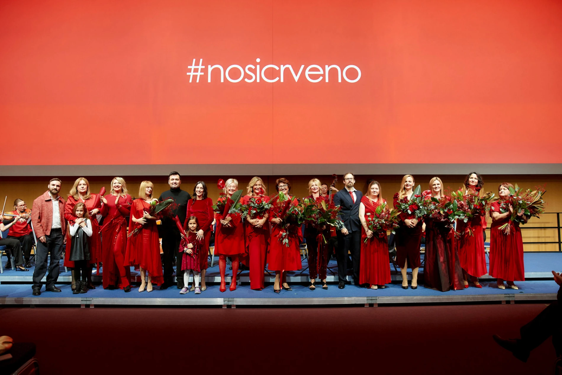 Večer crvenih haljina i snažnih emocija