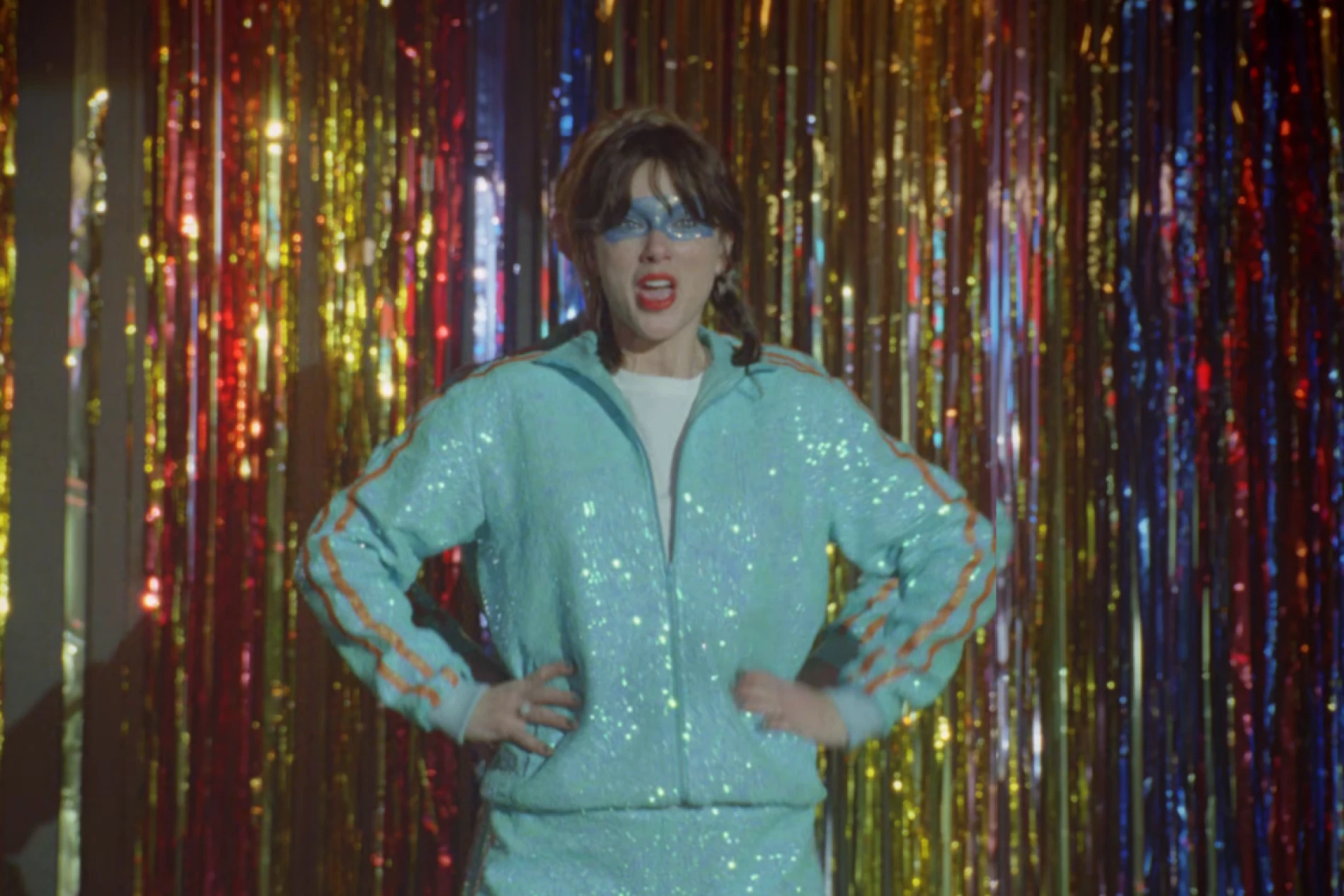 Taylor Swift nas vraća u devedesete novim spotom za pjesmu &lsquo;Opalite&rsquo;
