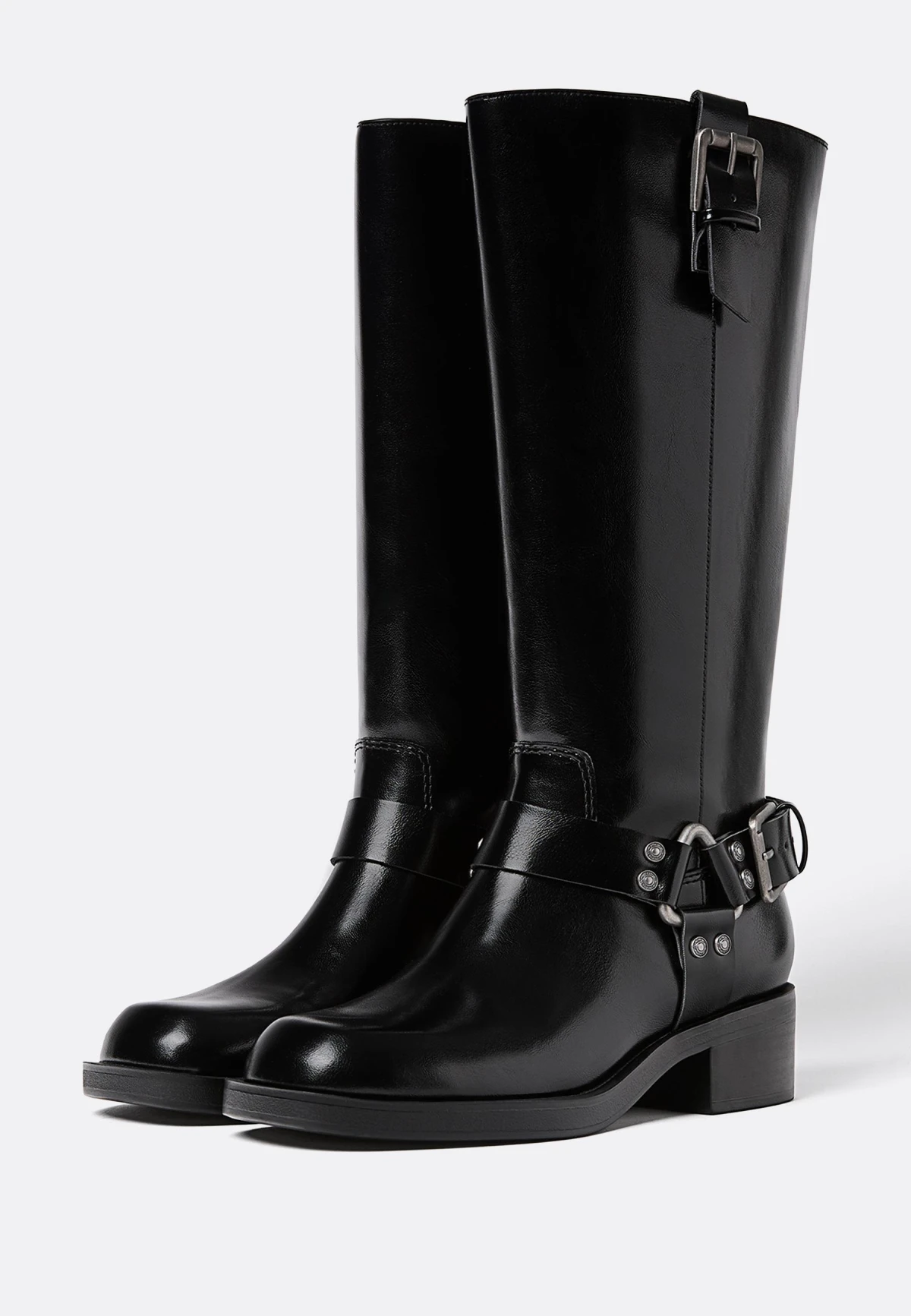 Sniženja su jo&scaron; uvijek u tijeku, a ovih 13 komada lovimo do 30 eura