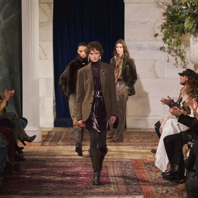 Ralph Lauren i arhetip renesansne žene u kolekciji za jesen 2026.