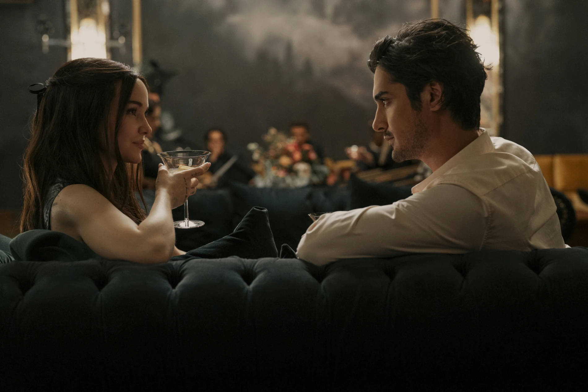 Dove Cameron vraća se na male ekrane u erotskom trileru koji već izaziva burne reakcije