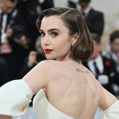 Lily Collins utjelovit će legendarnu Audrey Hepburn u novom filmu