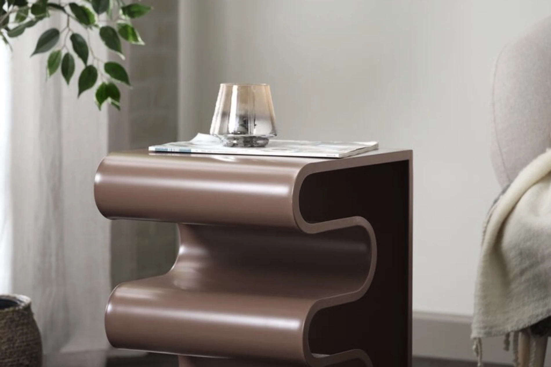 Ovaj pomoćni stolić iz JYSK-a ko&scaron;ta samo 50 eura, a izgleda kao dizajnerski komad!