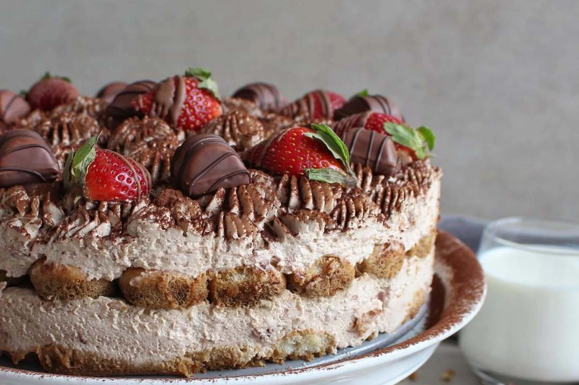 Zaljubili smo se u ovaj Kinder Bueno tiramisu