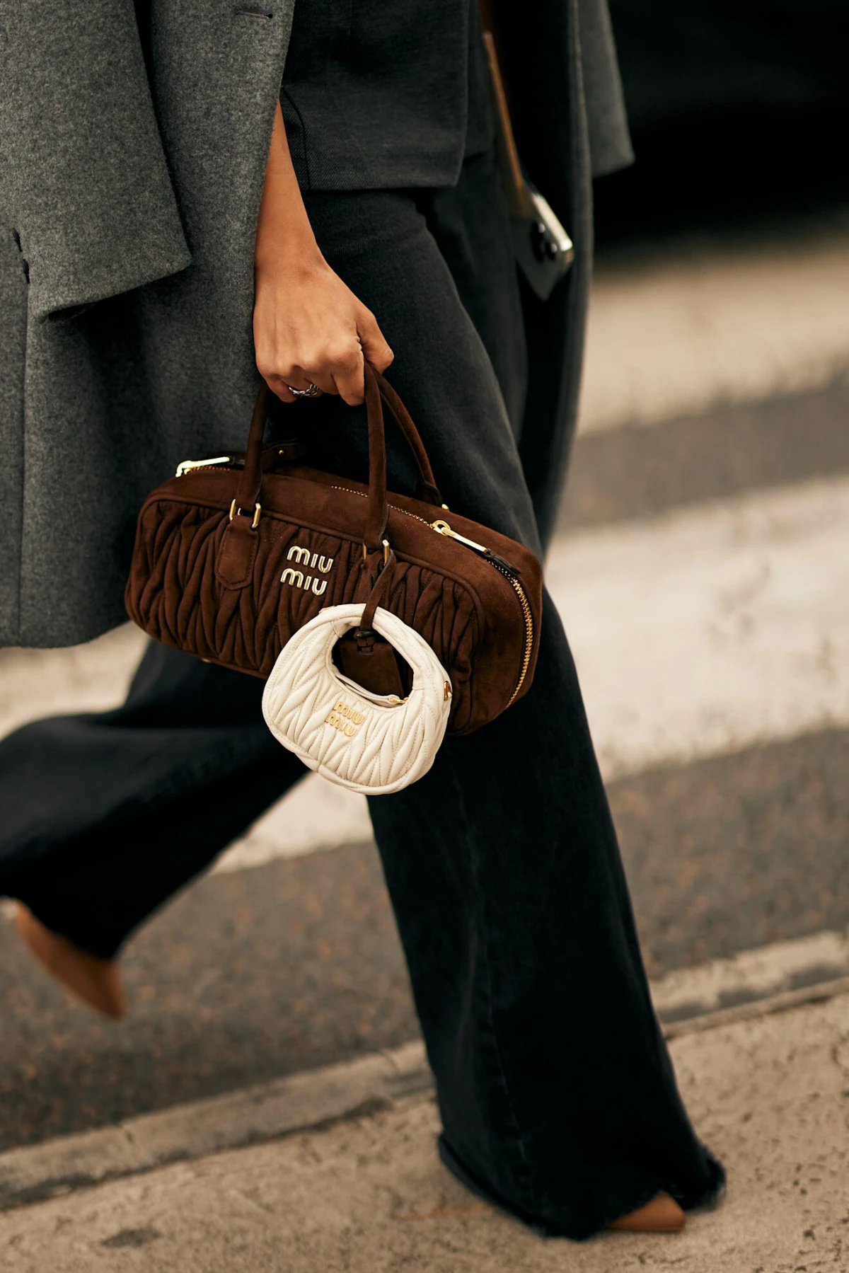 Znamo koji model torbe nose trendi djevojke tijekom Tjedana mode