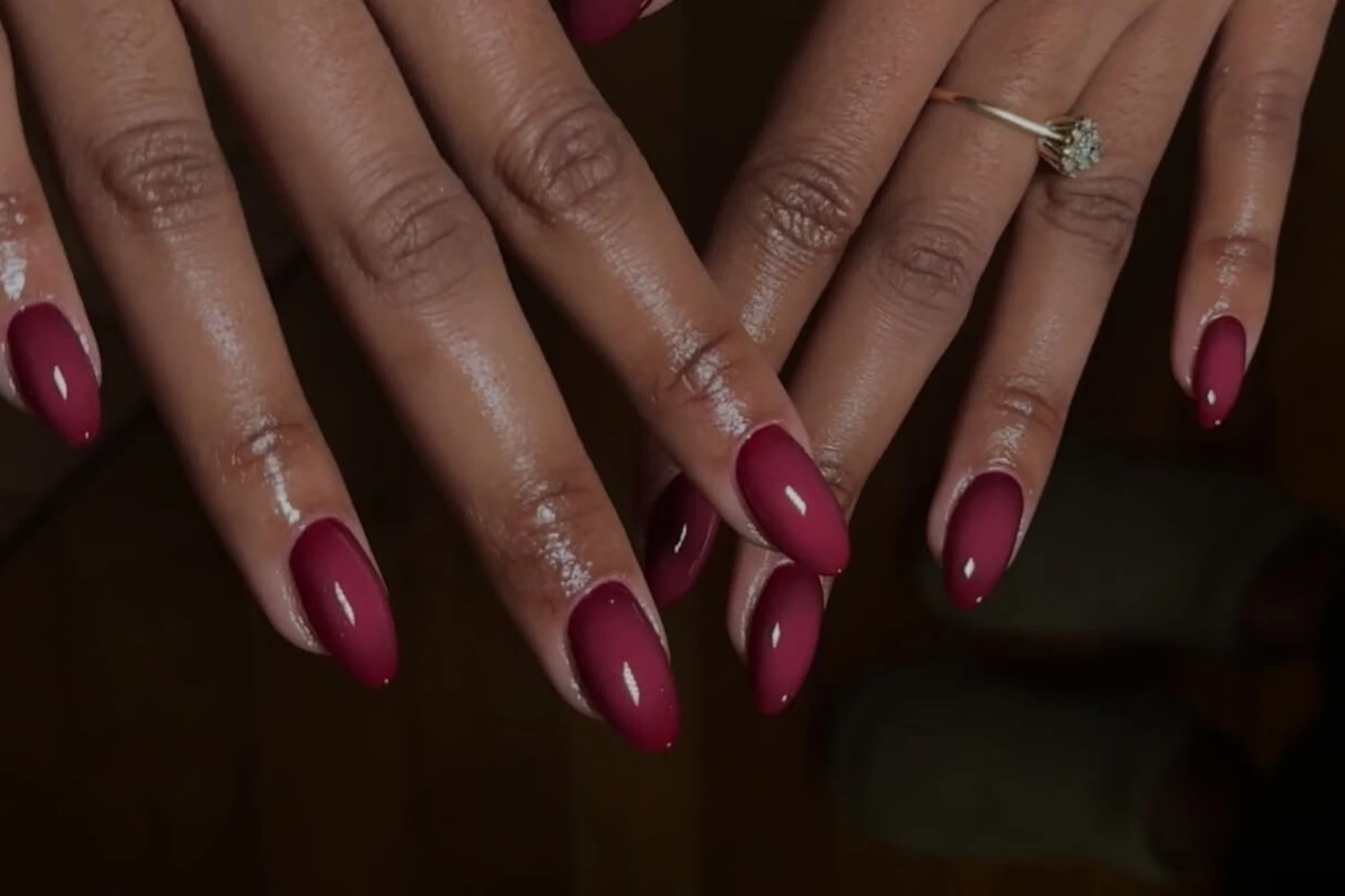 Aura nails: Trend manikure koji spaja energiju, boju i osobni stil