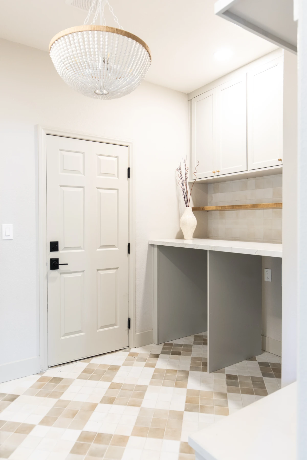 Ako razmi&scaron;ljate o smeđim detaljima u domu, ovaj renovirani stan bi vas mogao inspirirati