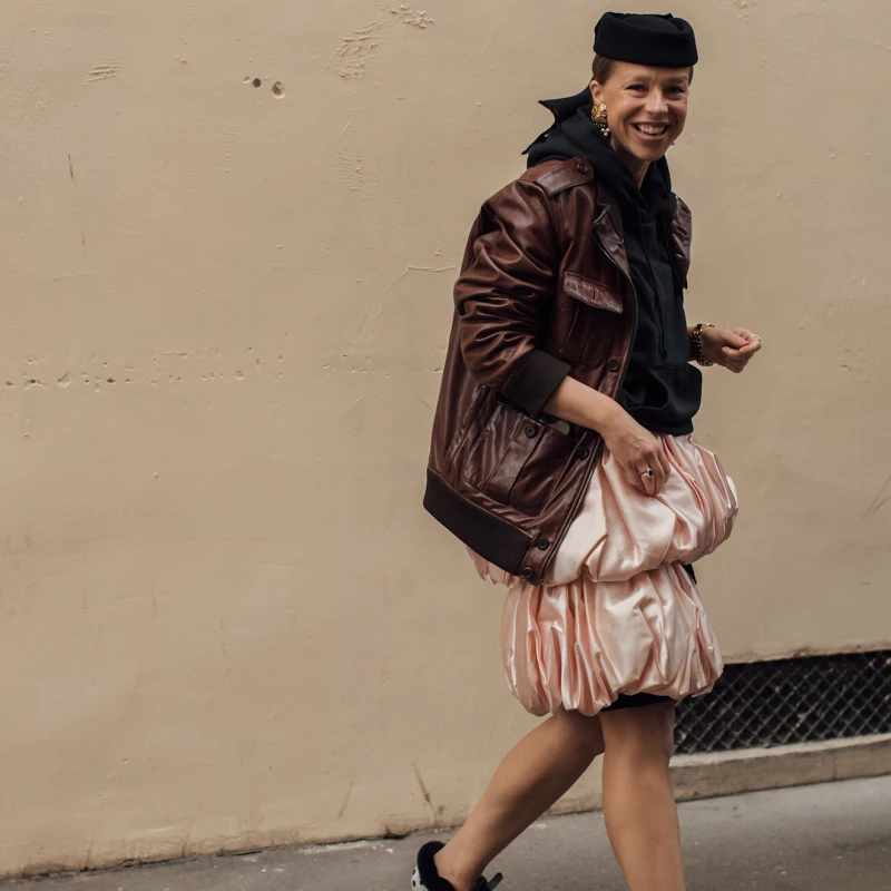 Zaboravite na klasičnu crnu, ovu boju kožne jakne obožavamo