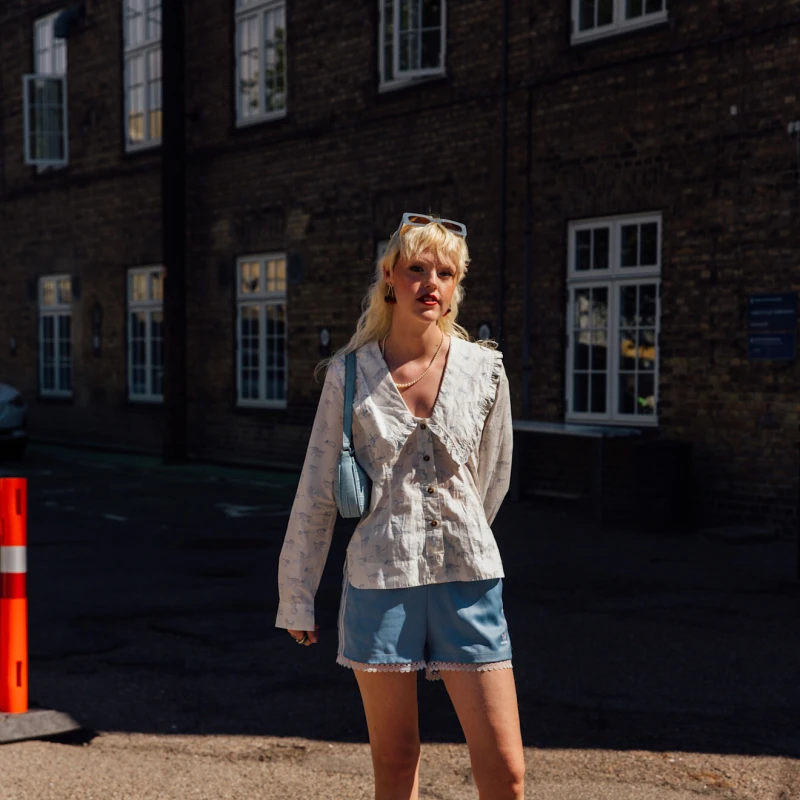 Bluze s kragnama trend su kojem ne možemo odoljeti ovog proljeća