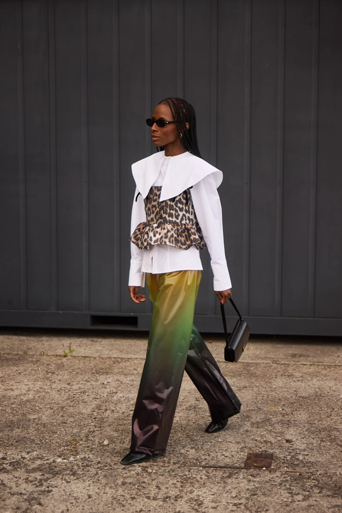 Bluze s kragnama trend su kojem ne možemo odoljeti ovog proljeća