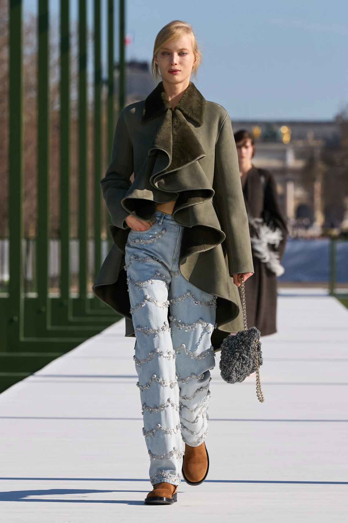 Jonathan Anderson vodi Dior kroz rajske vrtove Pariza