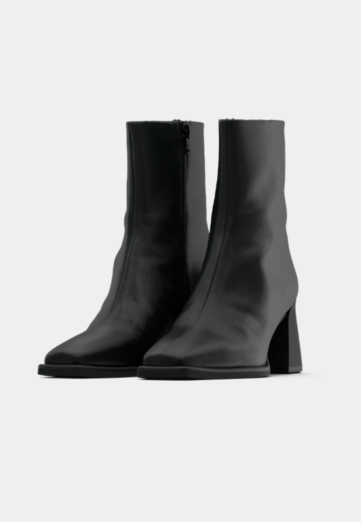 Na Zalandu smo prona&scaron;li top komade za minimalistički stil devedesetih