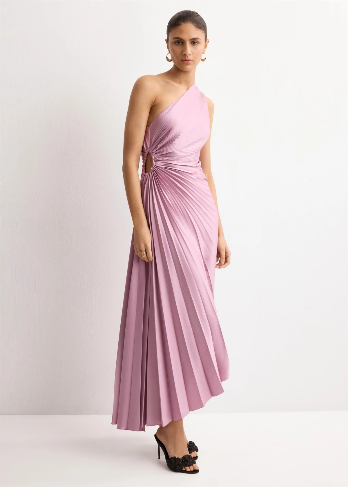 Mango ima odličan izbor haljina za go&scaron;će na proljetnim vjenčanjima