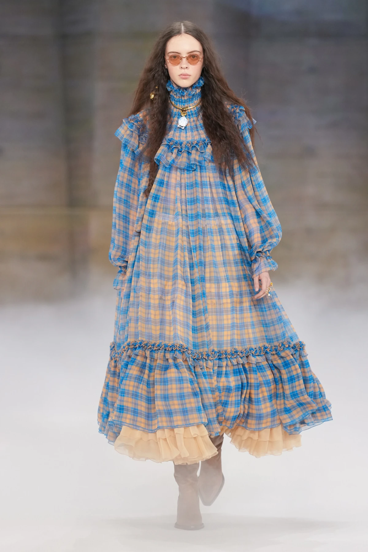 Chemena Kamali je Chloe odvela u ozbiljnije i chic vode