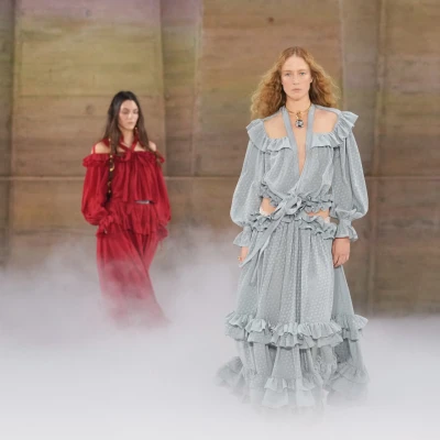 Chemena Kamali je Chloe odvela u ozbiljnije i chic vode