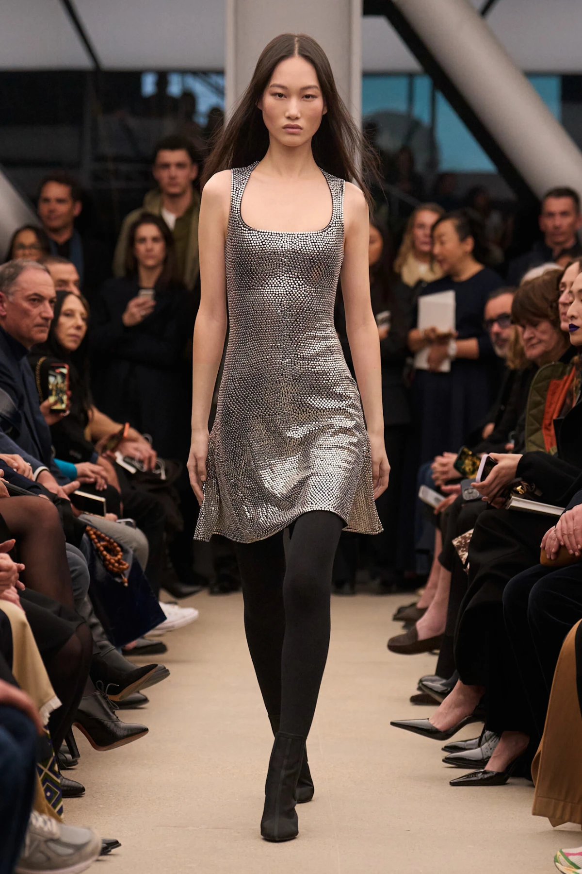 Pieter Mulier prikazao je posljednju Alaia kolekciju prije prelaska u Versace