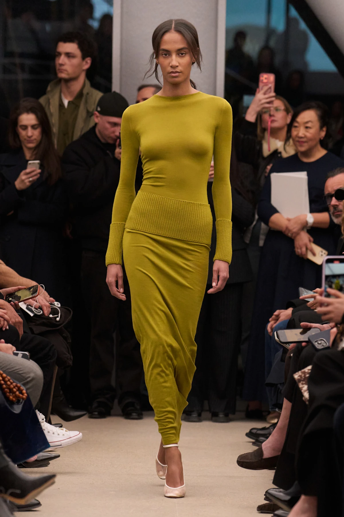 Pieter Mulier prikazao je posljednju Alaia kolekciju prije prelaska u Versace