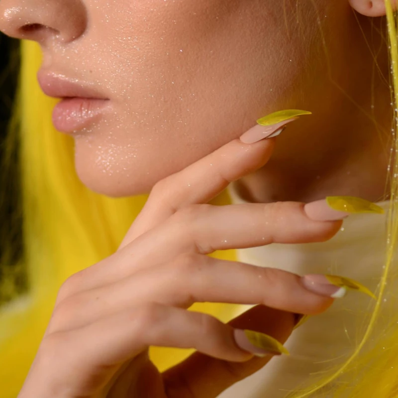 Yellow Butter Nails: Najnježniji proljetni trend za savr&scaron;ene nokte