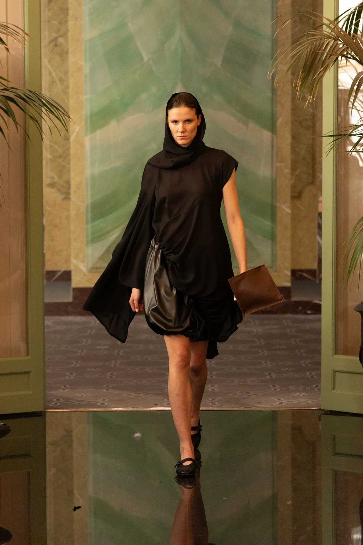 Dizajnerica Martina Herak predstavila prvu kapsul kolekciju &ldquo;Cap01&rdquo; na Paris Fashion Weeku