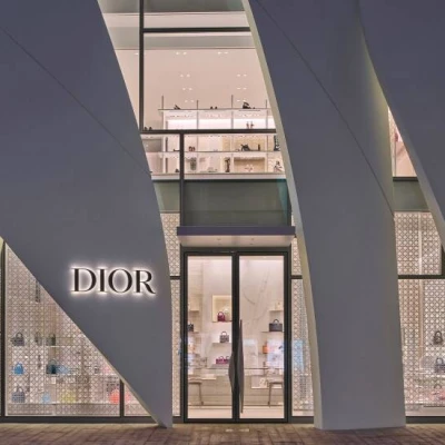 Dior  