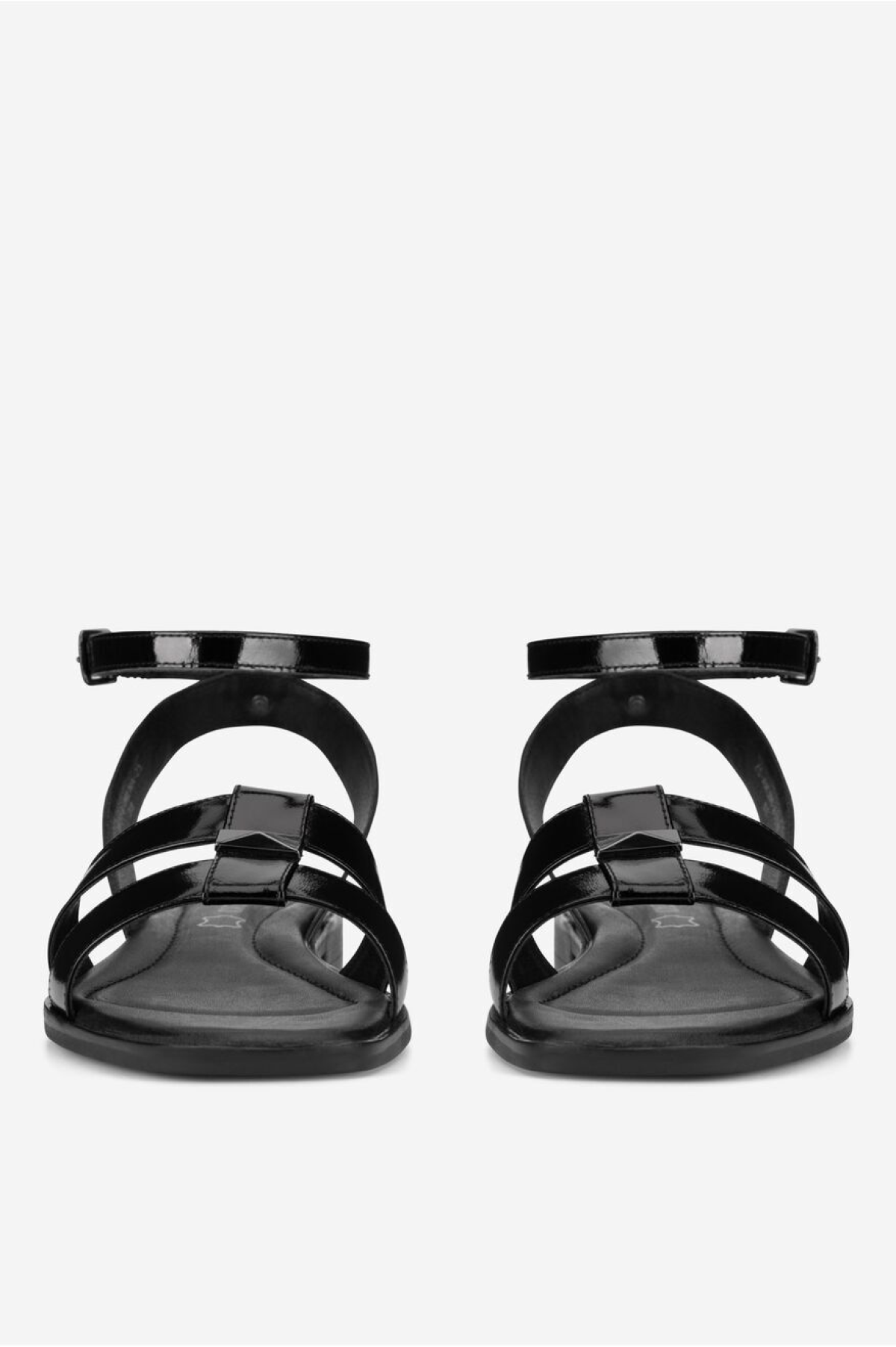 Losocki sandale 29,99 eur 