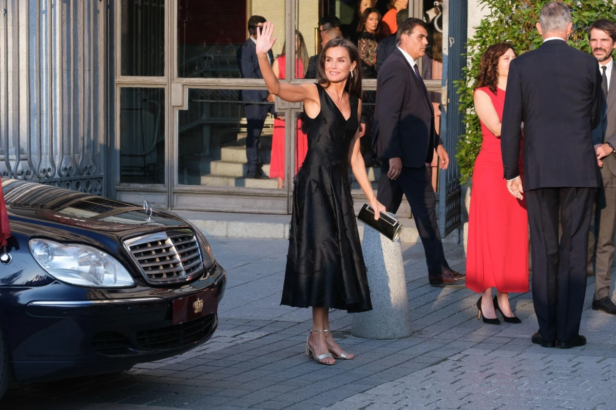Što odjenuti za jesensko vjenčanje? Kraljica Letizia ima odgovor na ovo uvijek aktualno pitanje