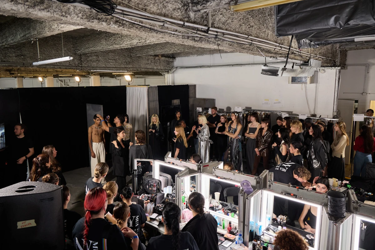 Ovo su zadnji trendovi u svijetu makupa s aktualnog pariškog Fashion Weeka!