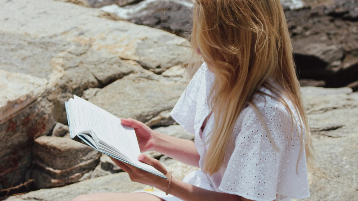 Pet laganih i zaraznih knjiga za povratak čitanju!