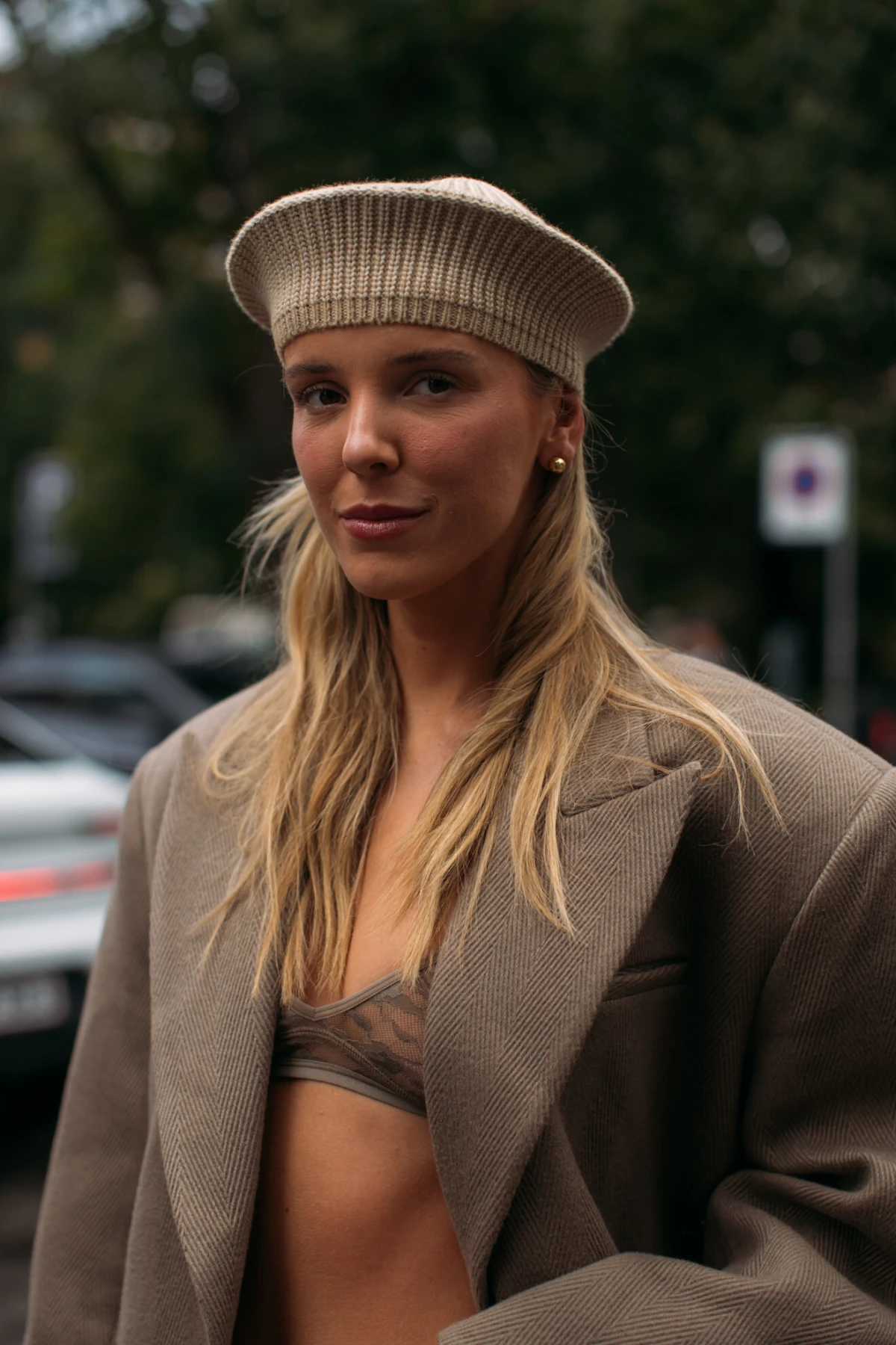 Kako obnoviti i sačuvati plavu kosu nakon ljeta?