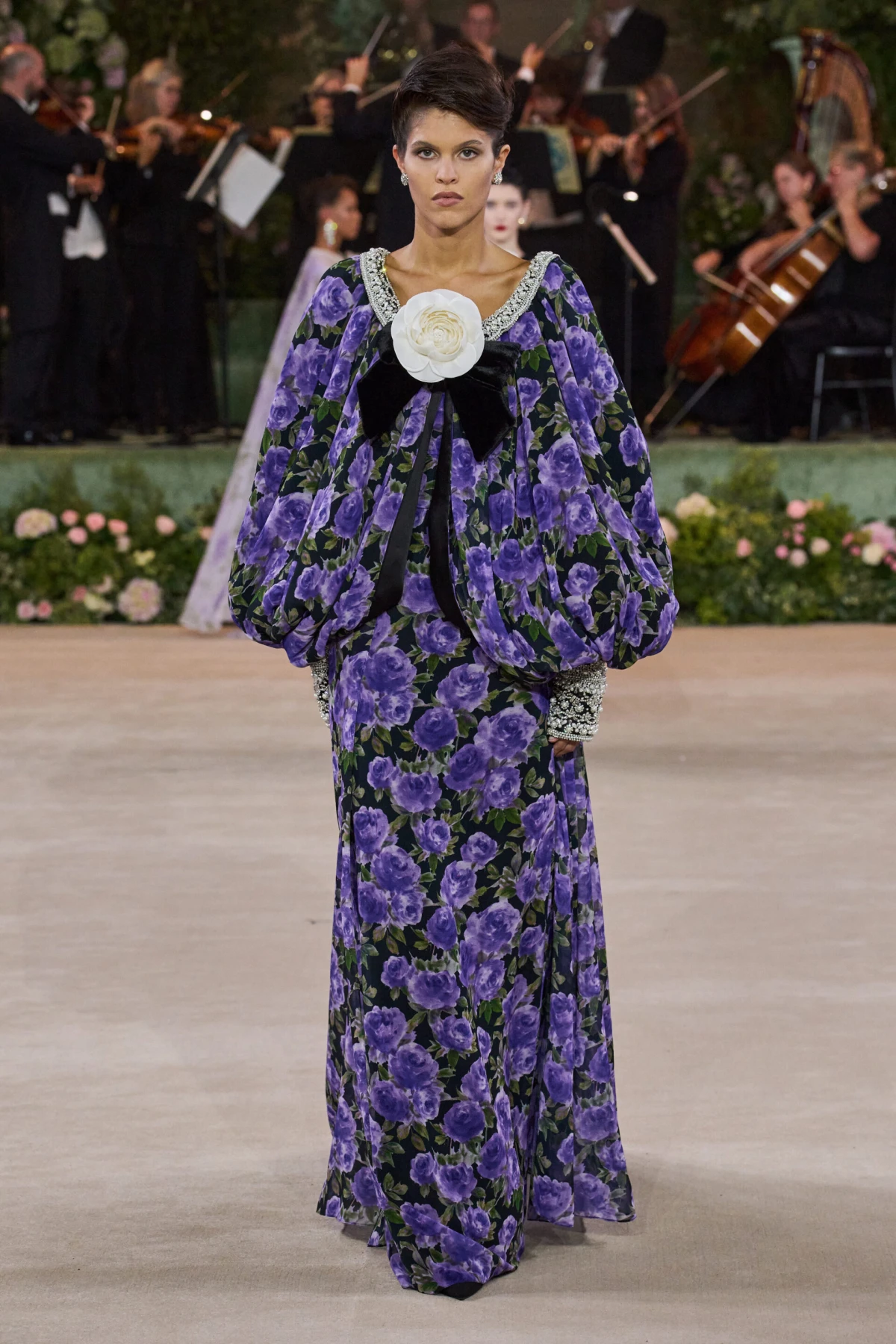 Kako se Richard Quinn približio statusu glavnog britanskog couturiera?