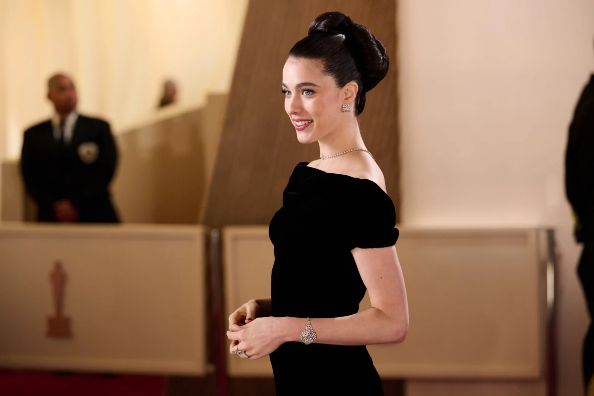 Margaret Qualley je u Chanelu na Oscarima odala hommage Nicole Kidman