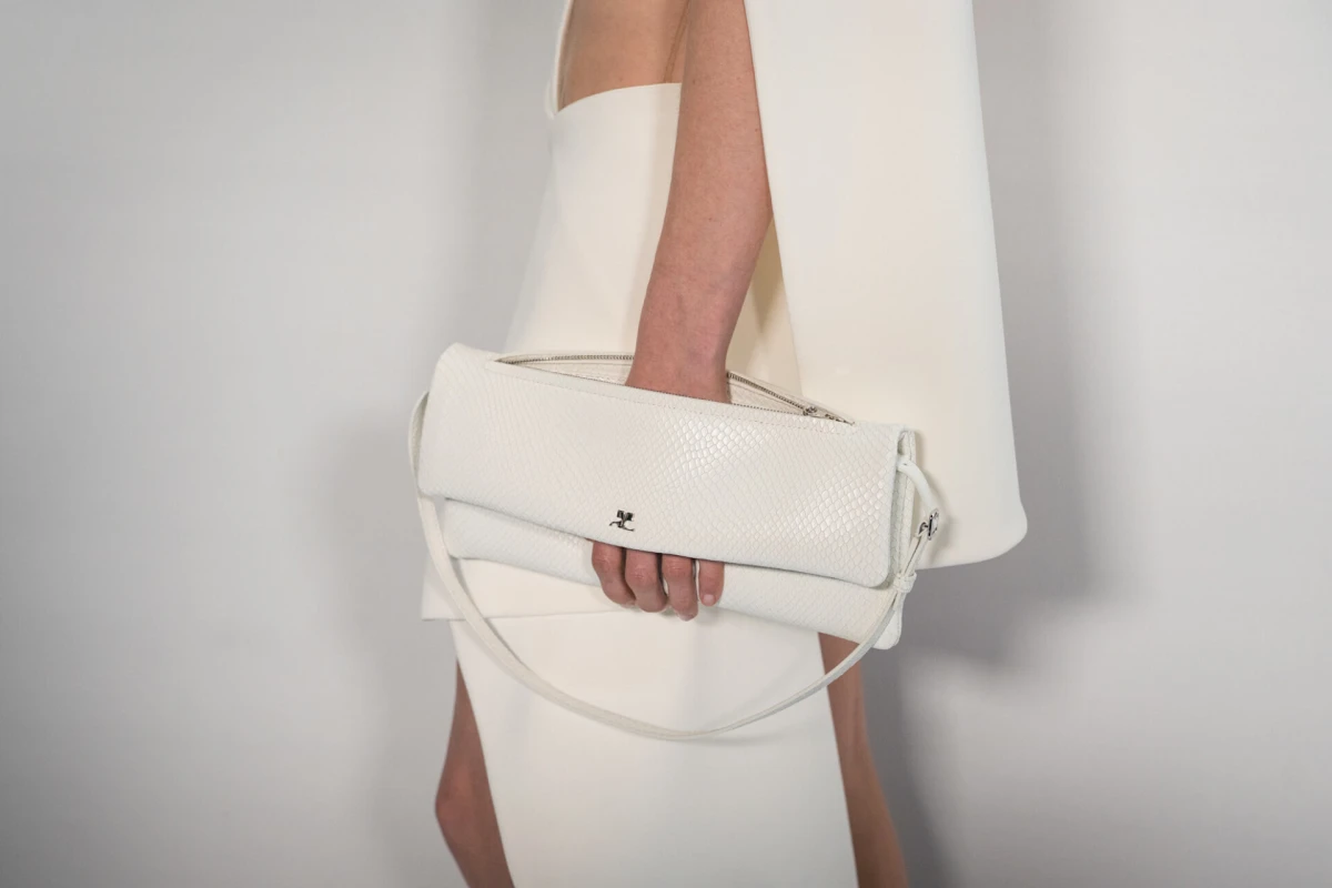 Elle Wishlist: Courrèges ima najbolje torbe na Tjednu mode u Parizu