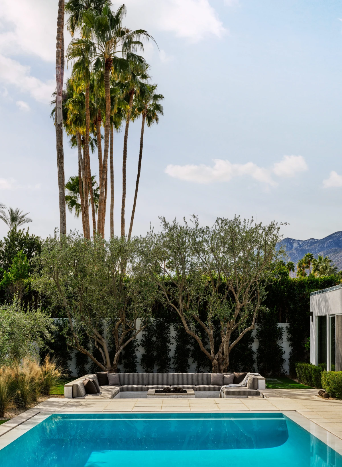 Fotografije: Read McKendree, Dizajn i arhitektura: Studio Todd Raymond