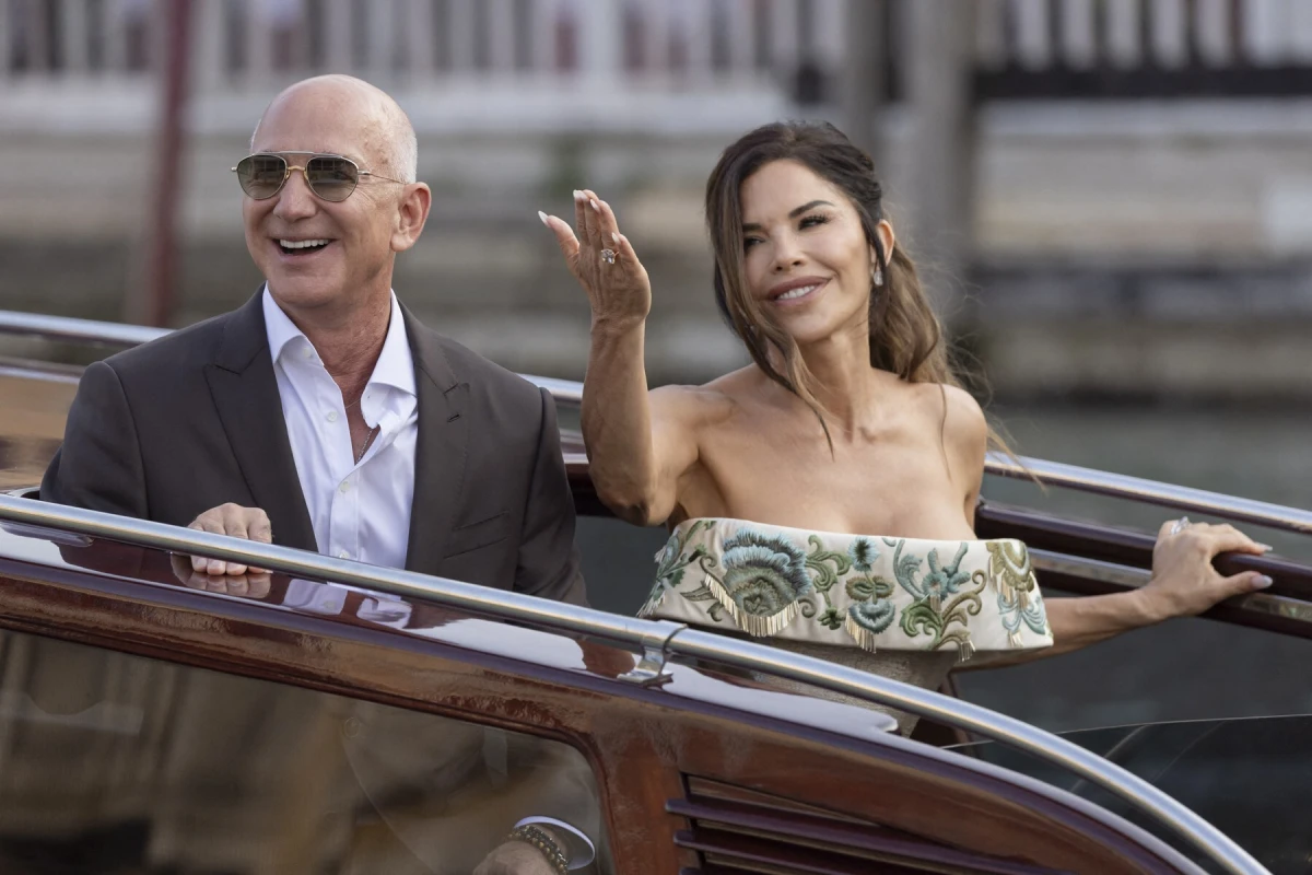 Jeff Bezos i Lauren Sanchez 