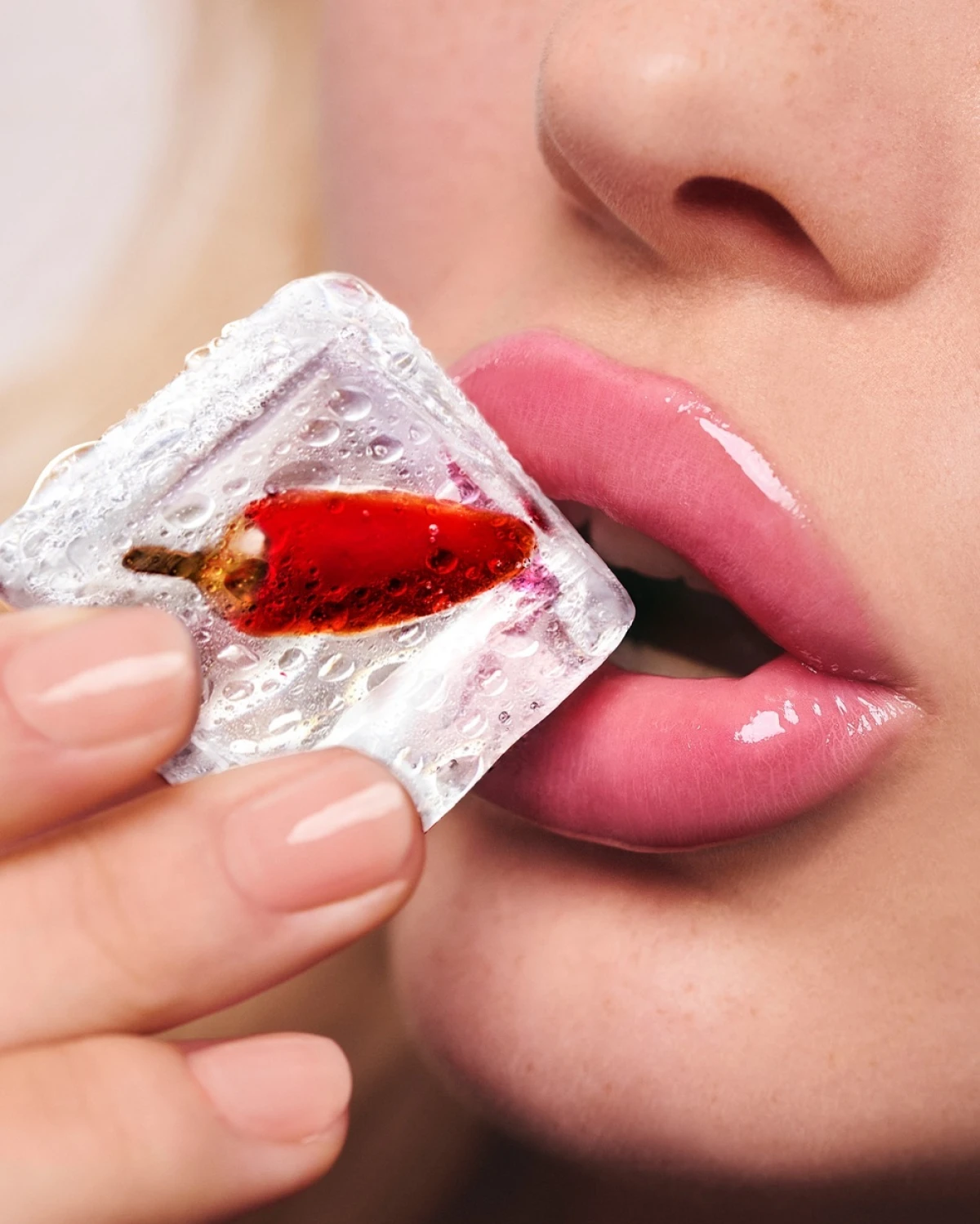 Pronašli smo sjajilo koje savršeno povećava usne