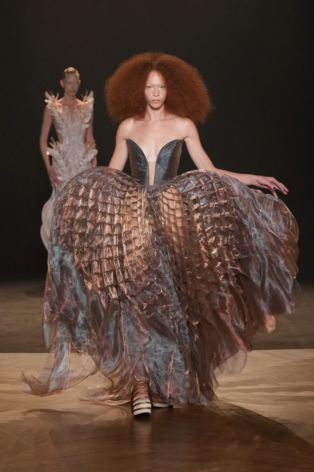 iris van herpen fw25 couture