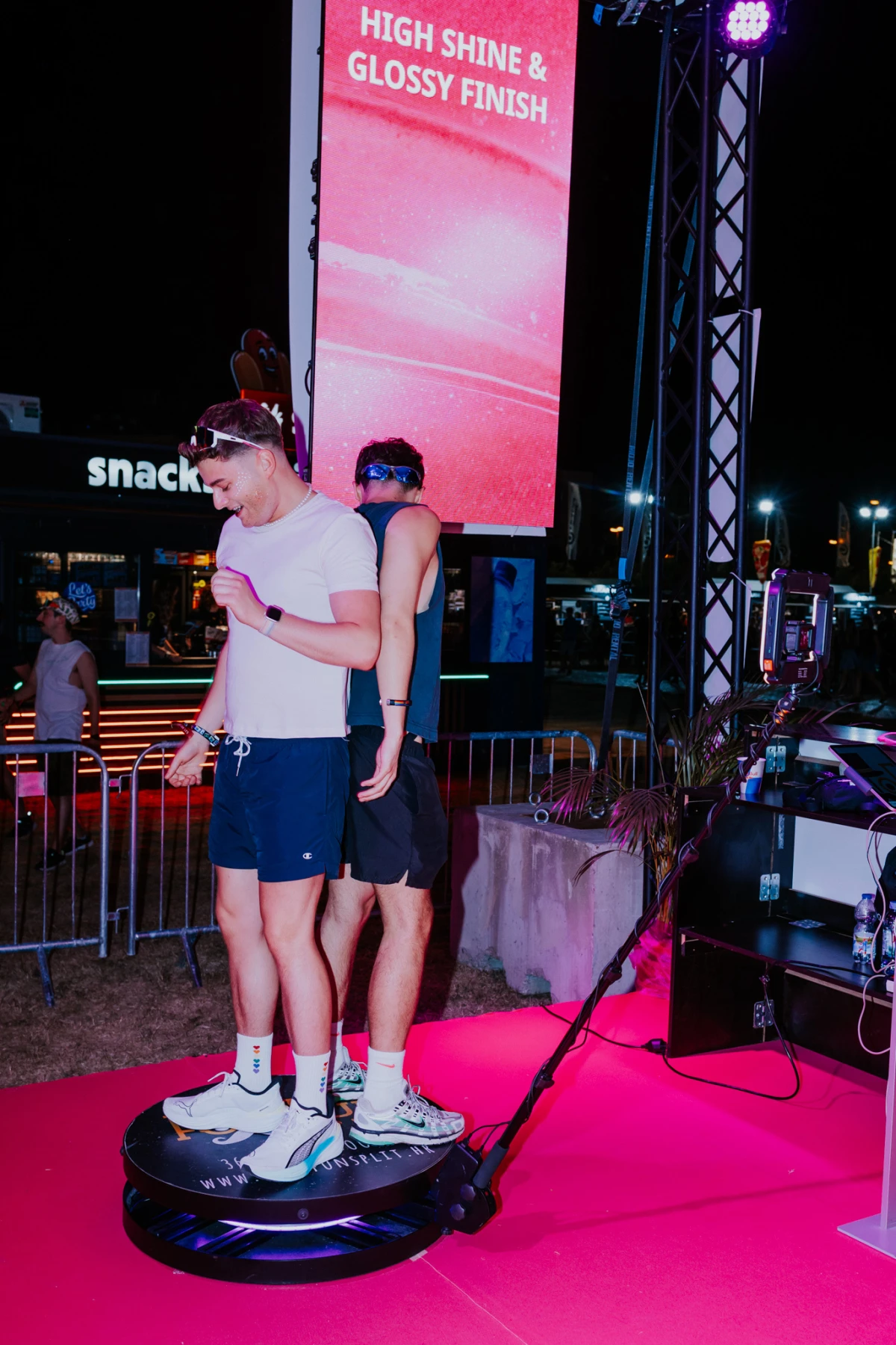 essence x ultra europe