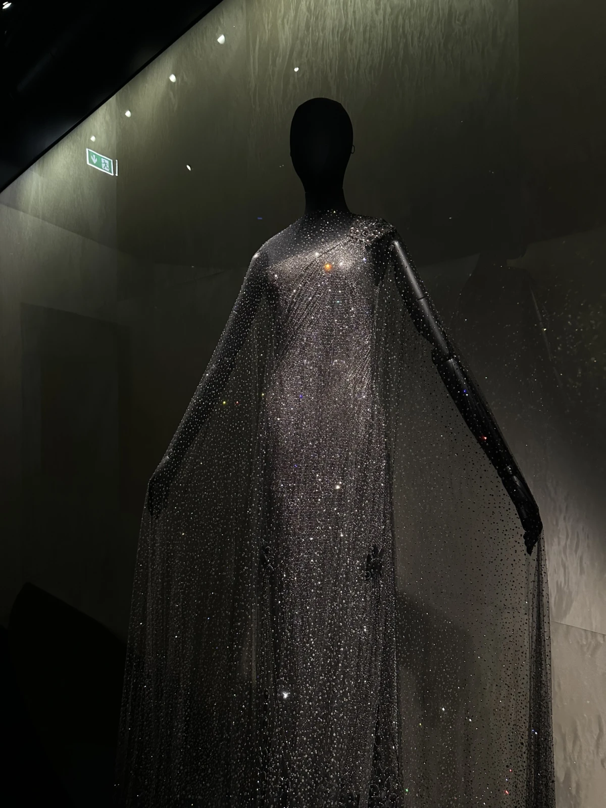 20 godina besprijekorne mode: Posjetili smo Armani izložbu u Milanu