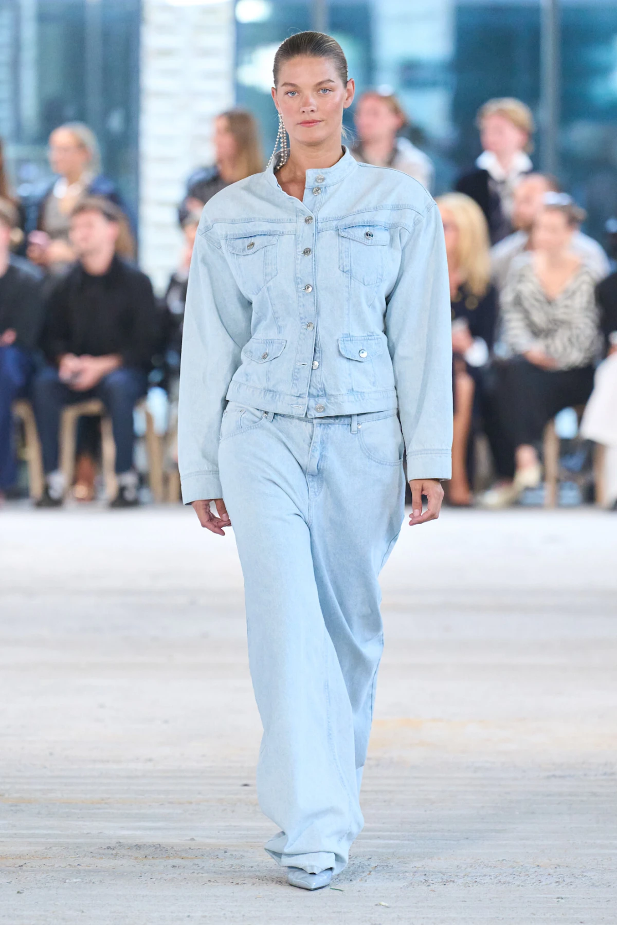 Pronašli smo najbolje traperice do 20 eura koje nosimo ove jeseni