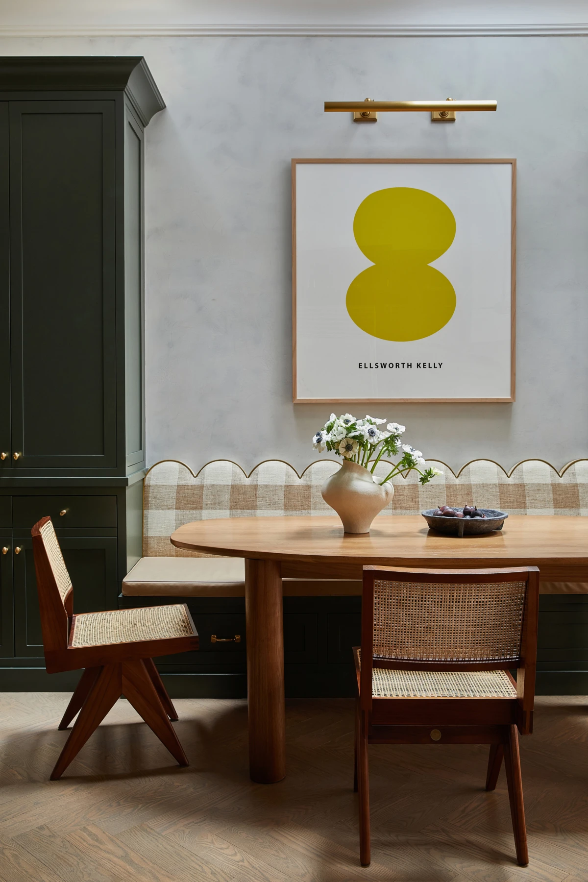 Ova obnovljena kuhinja u kući u centru Chicaga podsjetila nas je zašto volimo tamne boje u interijerima