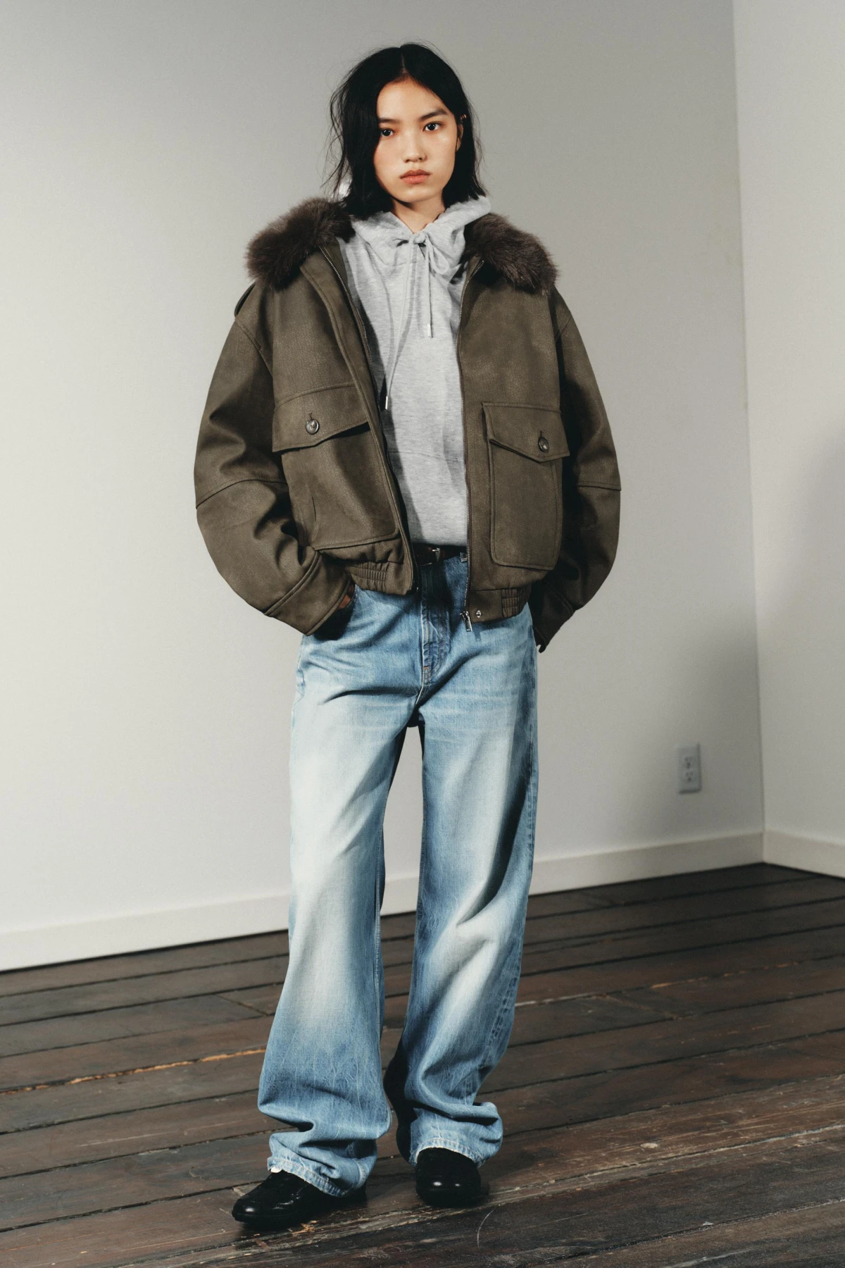 Nikada ne propuštamo traperice po nižim cijenama, a Zara ima odličnu ponudu