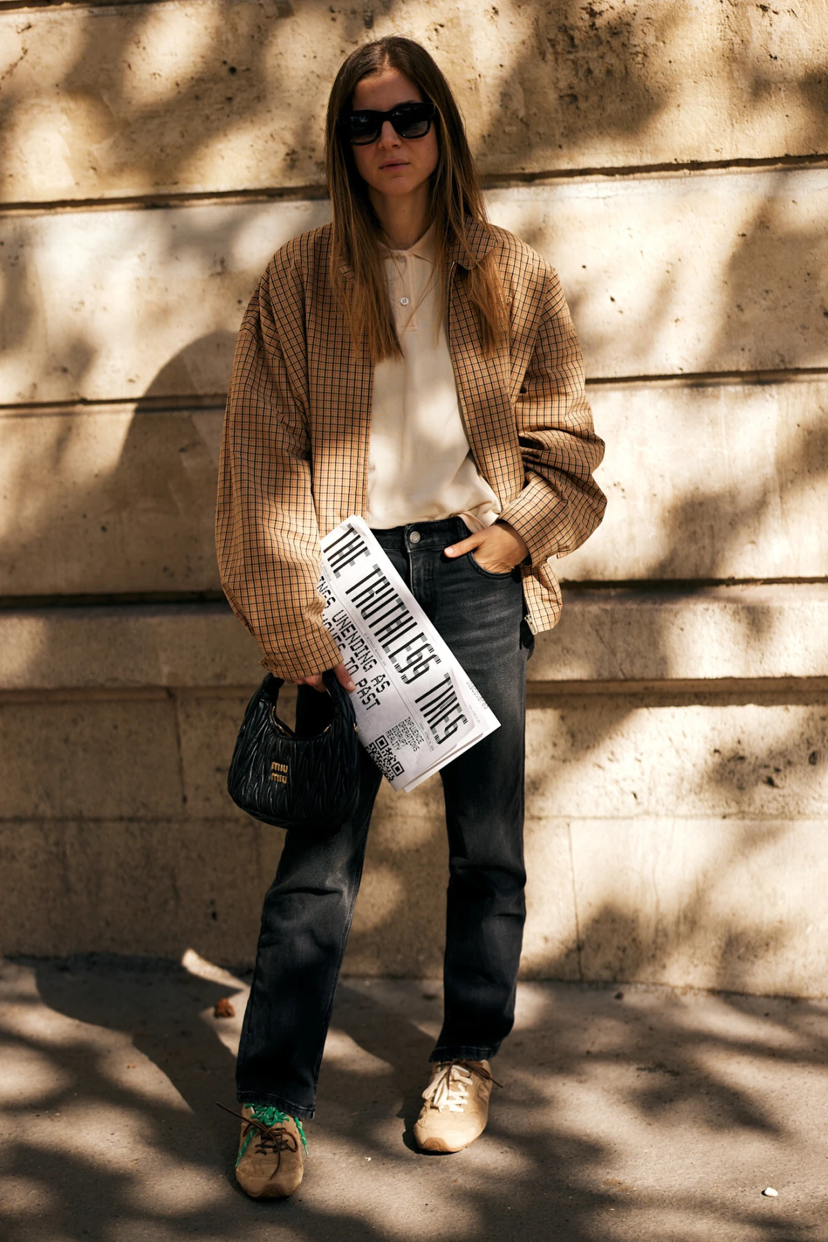 Zaboravite na bijele tenisice, ove jeseni sve se vrti oko smeđih tenisica od brušene kože