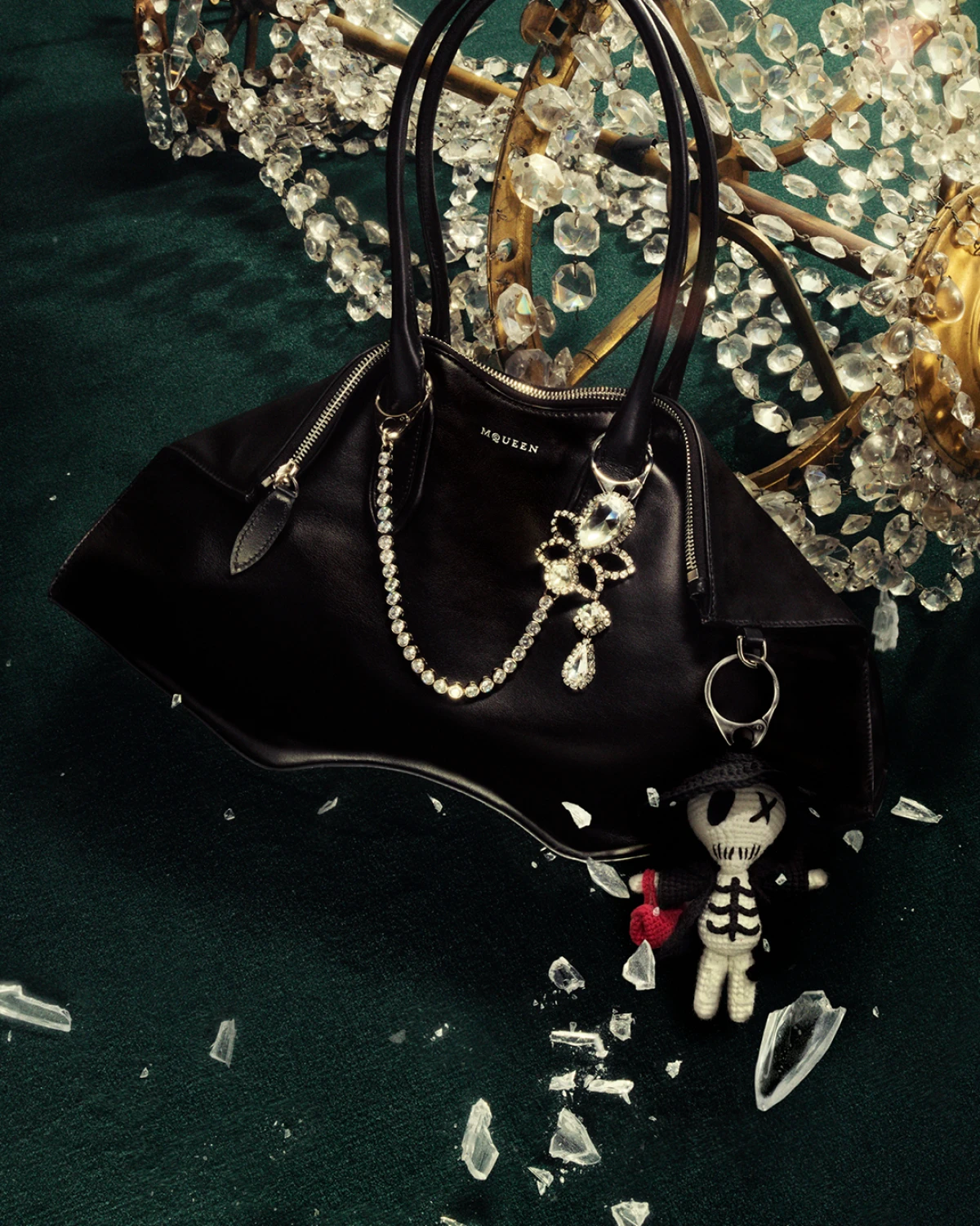 Zbog nove Alexander McQueen blagdanske kampanje jedva čekamo party sezonu