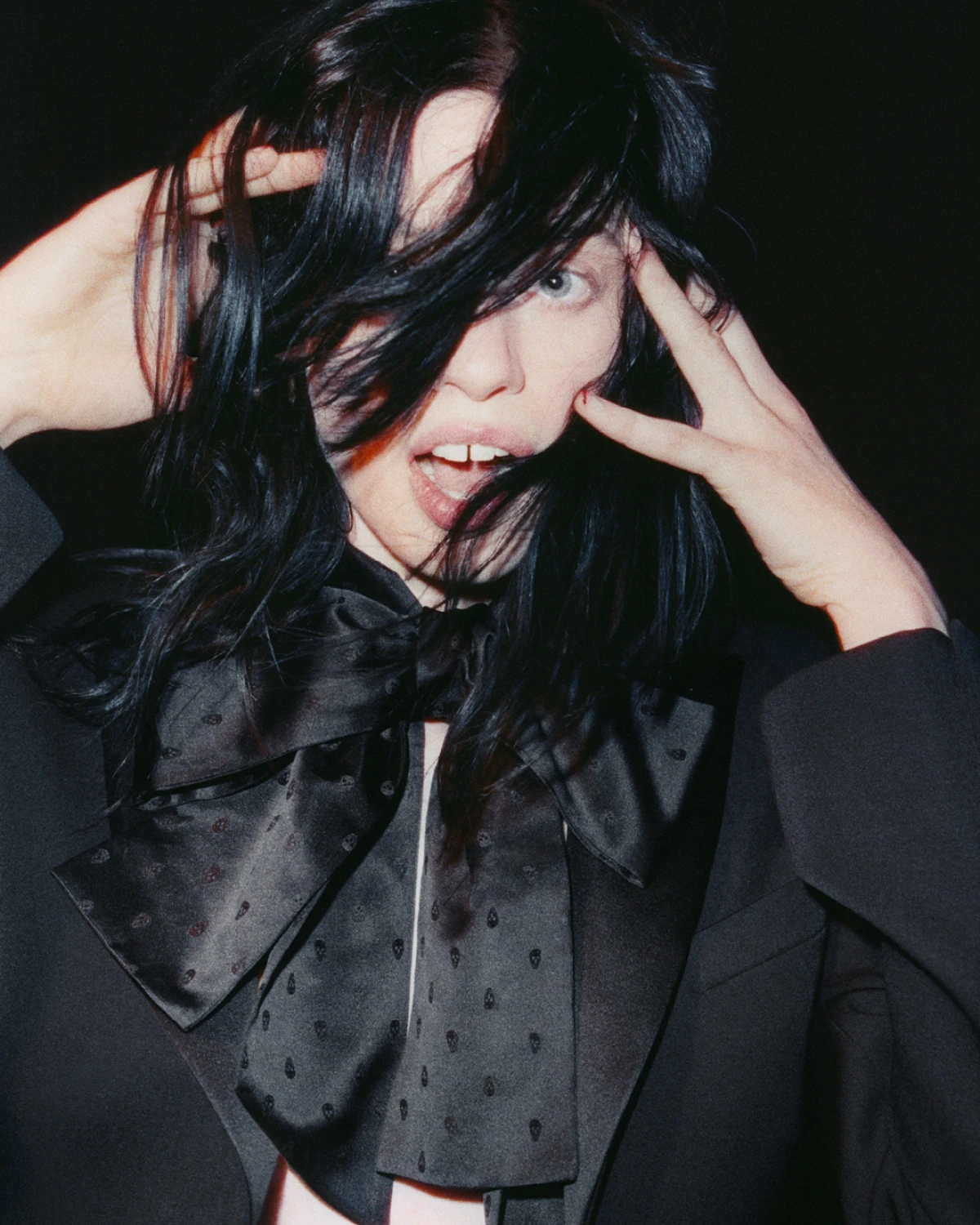 Zbog nove Alexander McQueen blagdanske kampanje jedva čekamo party sezonu