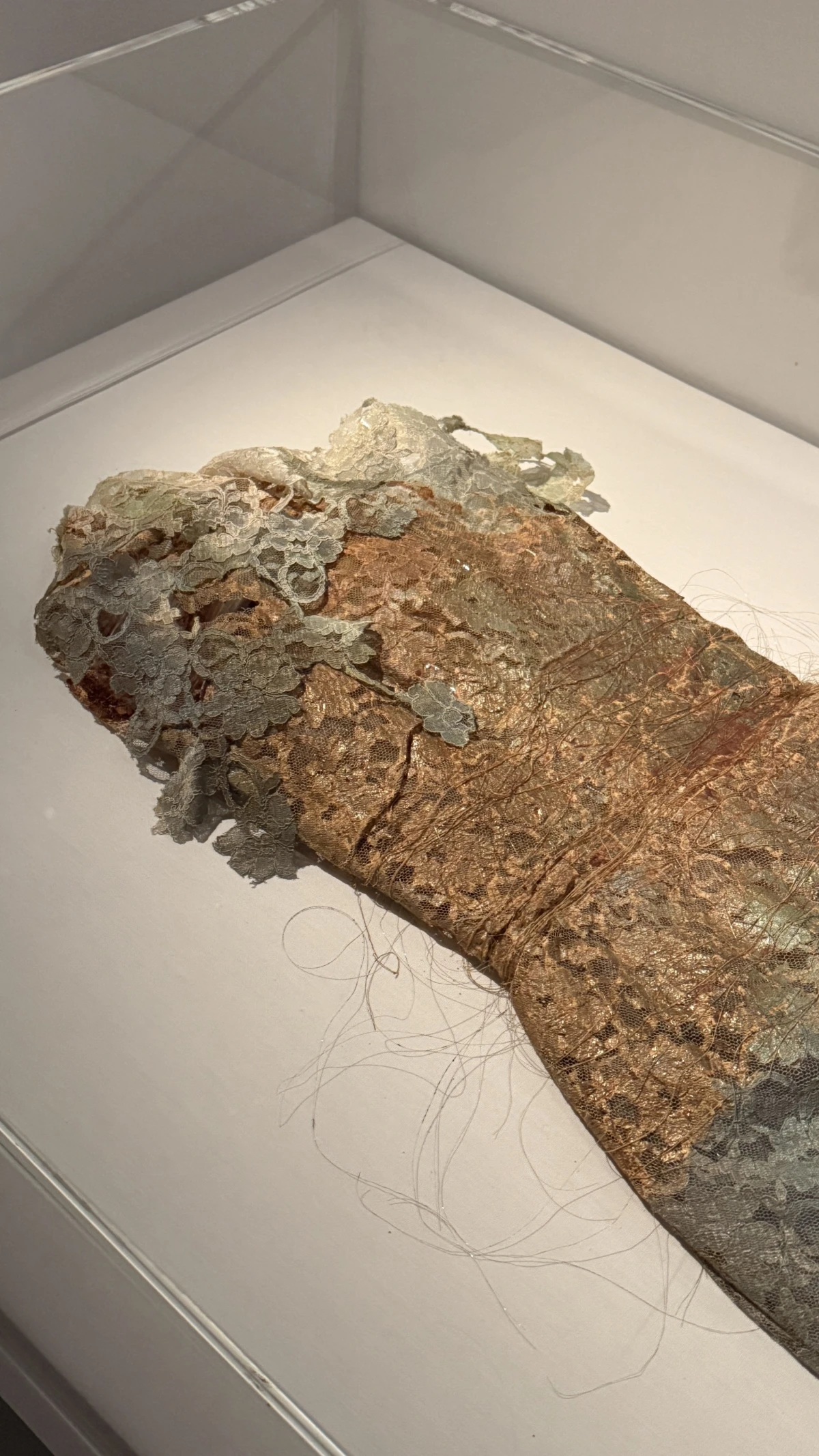 Rijetki Alexander McQueen komadi će biti prikazani na novoj izložbi u Londonu