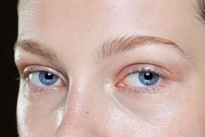Angel eyes je novi make-up trend koji ćemo nositi cijelu jesen