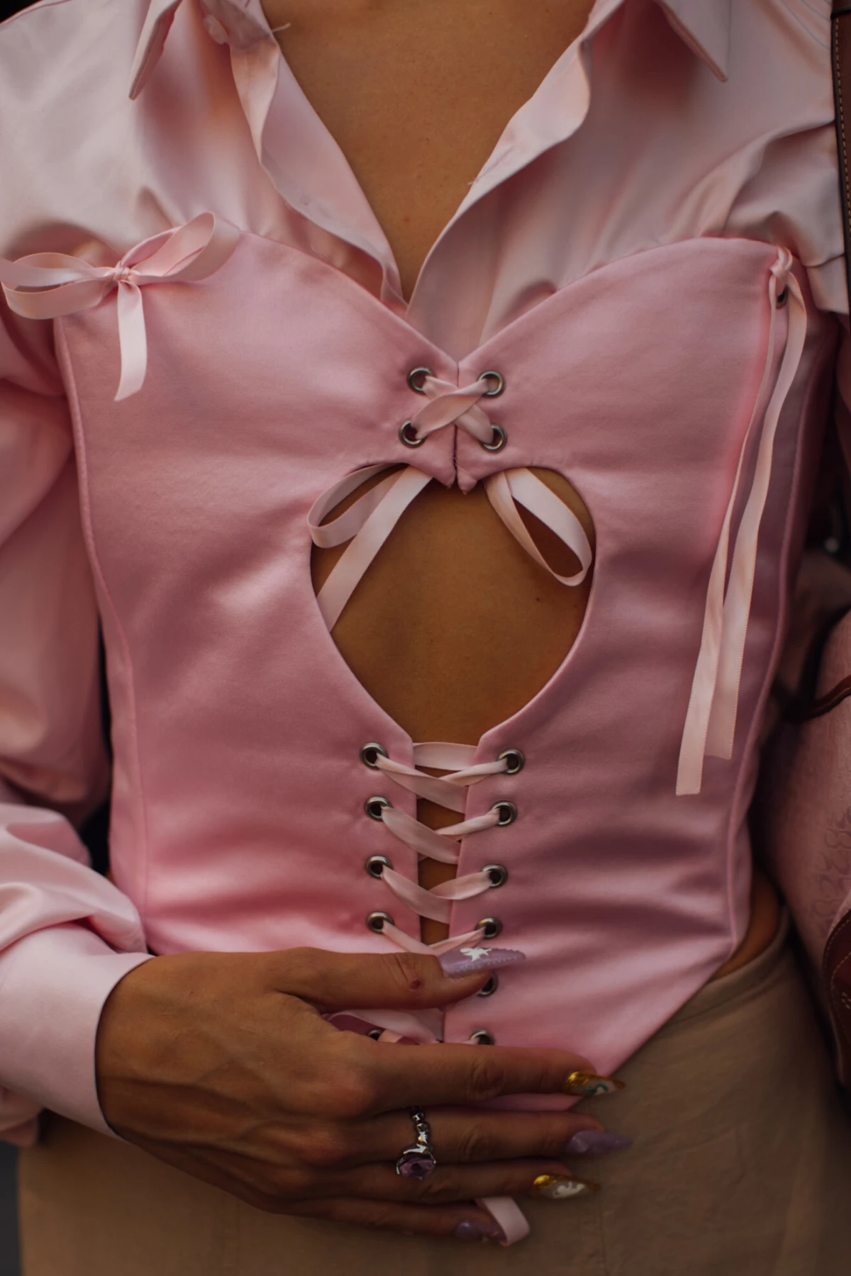 Piše Ana Pecotić: Poliamorija, otvoreni brakovi i cijena suvremenih odnosa