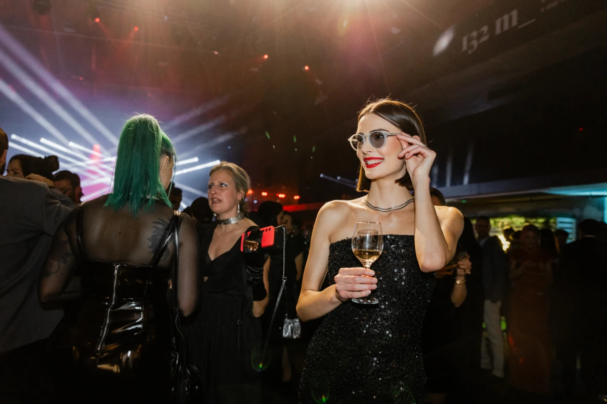 Omiljeni modni dodatak na Elle Style Awards 2025? IZIPIZI naočale!