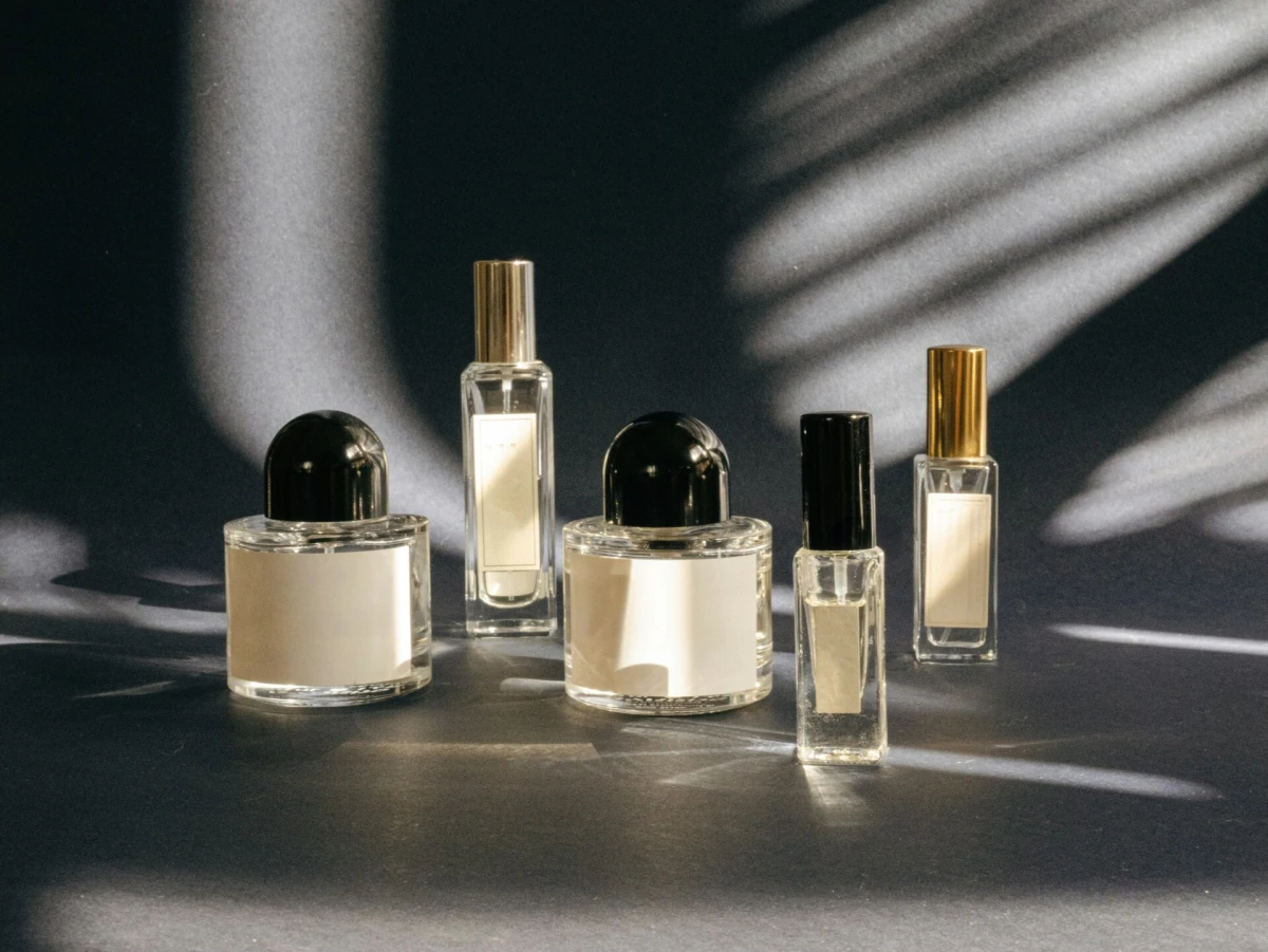 Otkrivamo najbolje parfeme koje hvatamo na Black Friday popustima