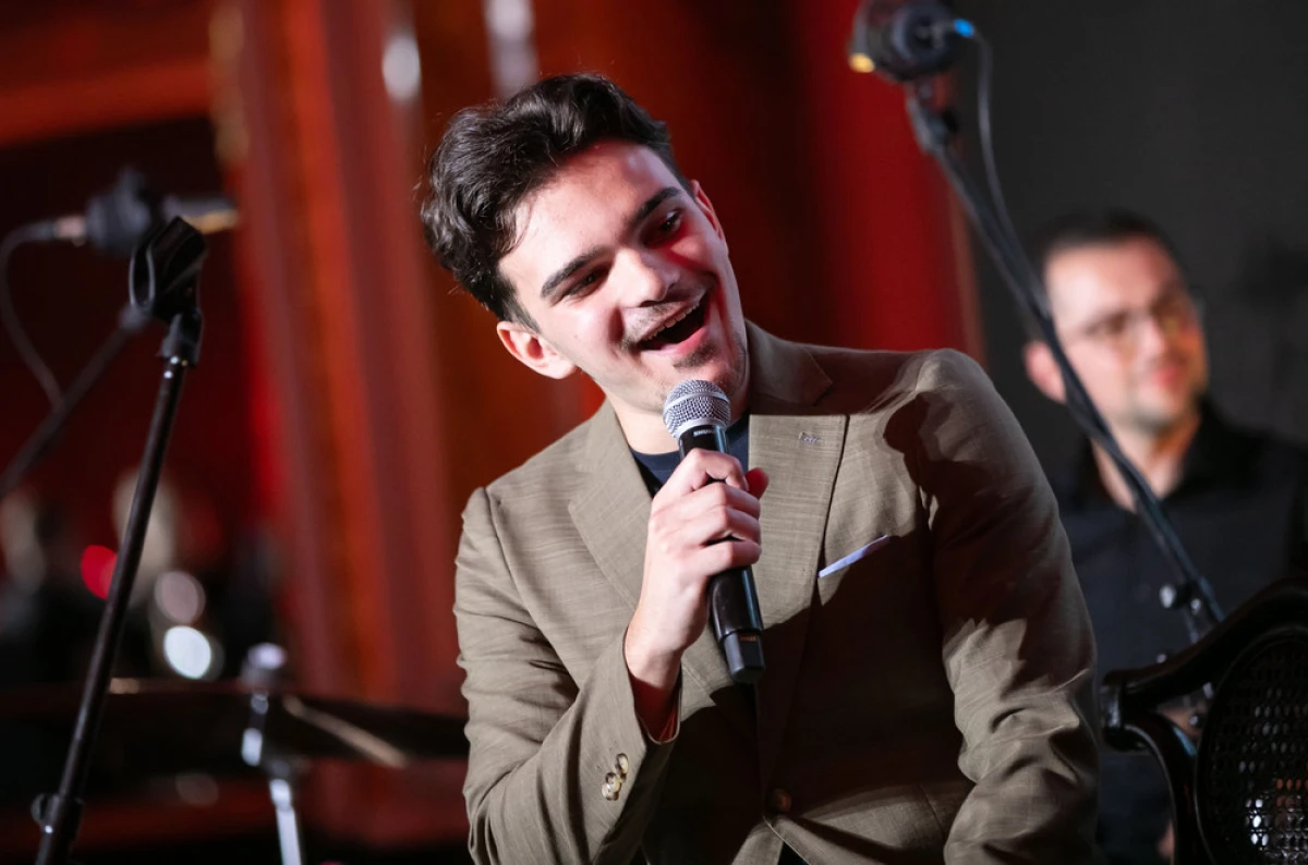 Sinoć je Hotel Esplanade zasjao u znaku Neba